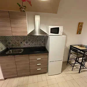 Alex Comfort House Apartamento Bari