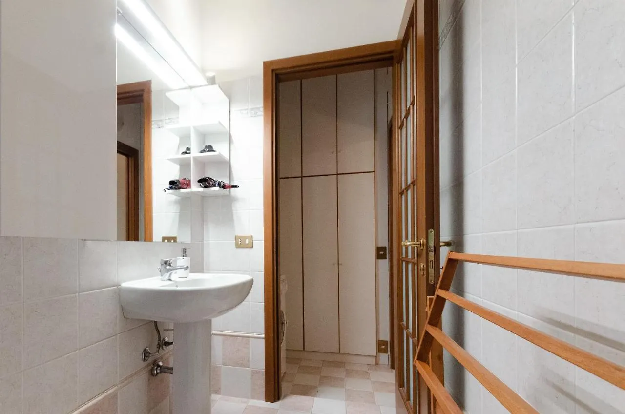 Apartamento Cozy Central Flat - Porta Romana - Duomo Milão Itália