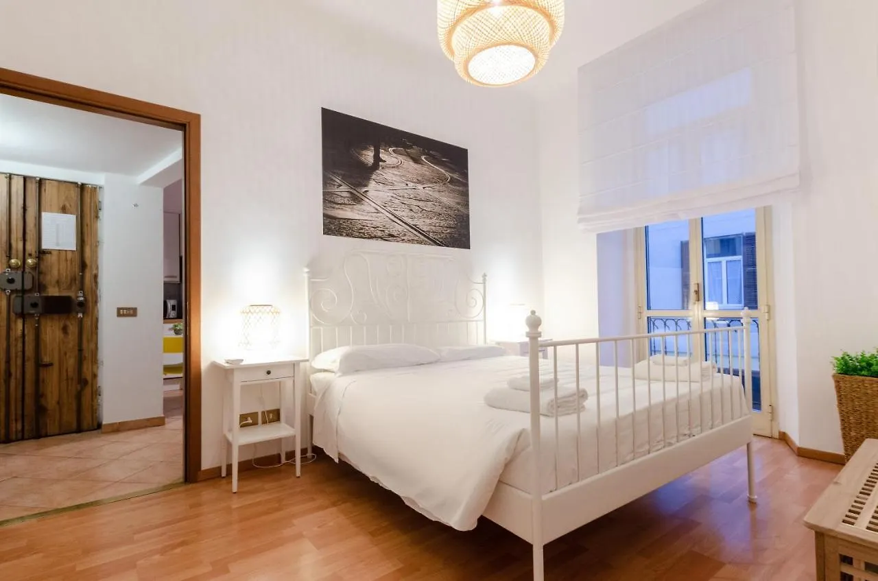 Cozy Central Flat - Porta Romana - Duomo Milan